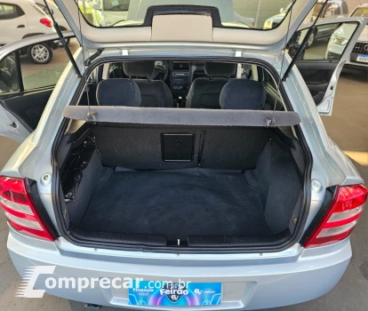 ASTRA 2.0 MPFI Advantage 8V
