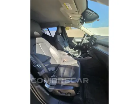 XC40 1.5 T5 RECHARGE MOMENTUM GEARTRONIC