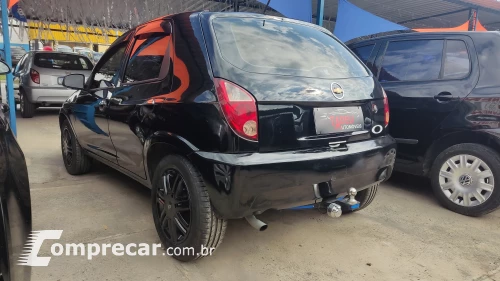 CELTA 1.0 MPFI Life 8V