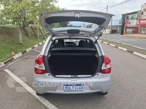 ETIOS 1.5 XS 16V FLEX 4P MANUAL