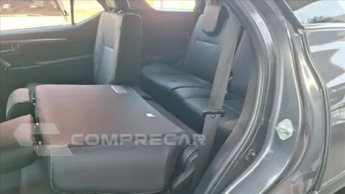 HILUX SW4 2.8 D-4D TURBO DIESEL SRX PLATINUM 7L 4
