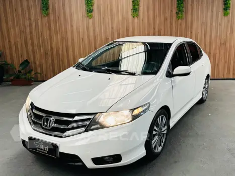 CITY 1.5 LX Sedan 16V