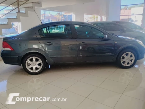Vectra Sedan 2.0 4P ELEGANCE