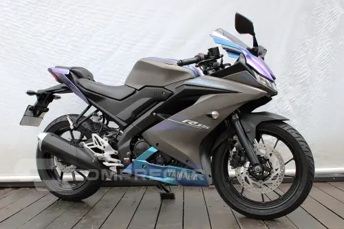 YAMAHA YZF R15