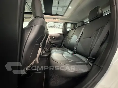 Renegade SAHARA T270 1.3 TB 4x2 Flex Aut