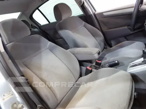 VECTRA SEDAN - 2.0 MPFI ELEGANCE 8V 140CV 4P AUTOMÁTICO