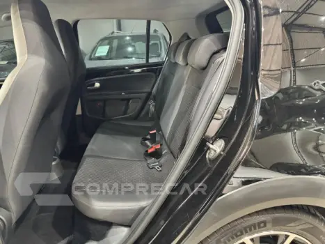 CROSS UP - 1.0 TSI 12V 4P MANUAL