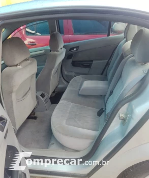 VECTRA 2.0 MPFI Elegance 8V