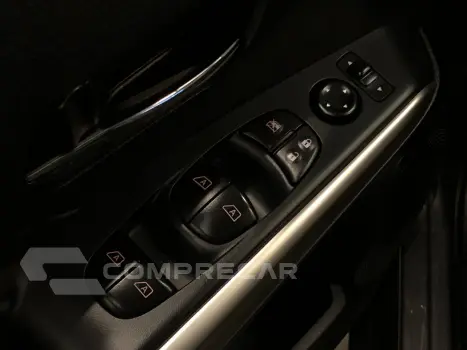 Kicks Play 1.6 16V Flexstart Advance Plus Xtronic