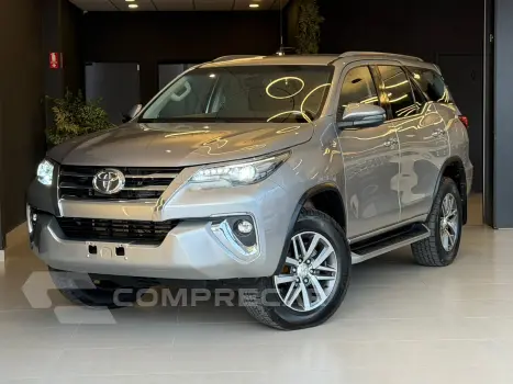 Toyota HILUX SW4 2.8 SRX 4X4 16V Turbo Intercooler 4 portas