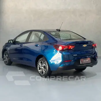 ONIX SEDAN Plus LT 1.0 12V Flex 4p Mec.