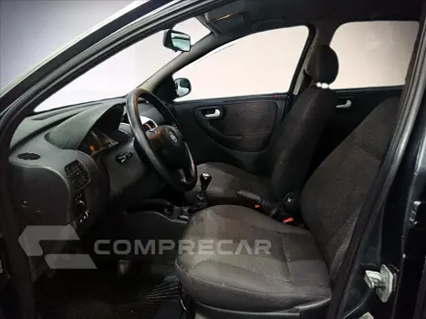 CORSA 1.4 MPFI PREMIUM SEDAN 8V FLEX 4P MANUAL