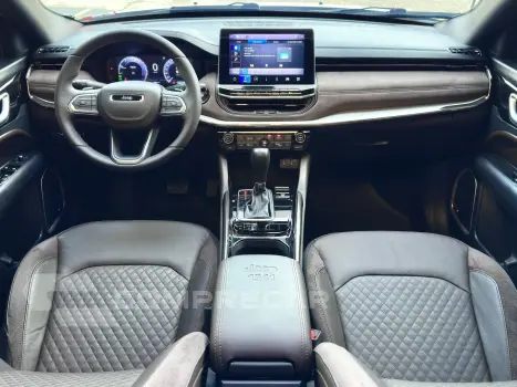 COMMANDER 1.3 T270 TURBO FLEX OVERLAND AT6