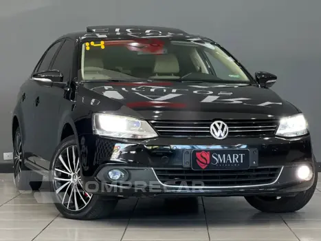 JETTA 2.0 TSI HIGHLINE 211CV GASOLINA 4P TIPTRONIC