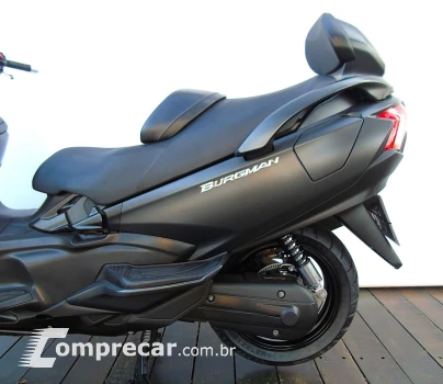 SUZUKI BURGMAN 650 EXECUTIVE