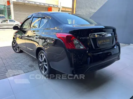 VERSA SL 1.6 16V FlexStart 4p Aut.