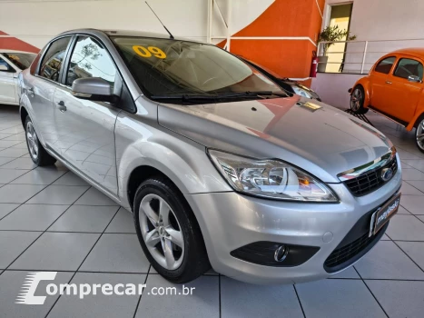 Focus Sedan 2.0 16V 4P GLX AUTOMÁTICO