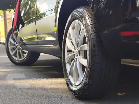 FOX 1.6 MI ROCK IN RIO 8V FLEX 4P MANUAL