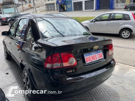 CLASSIC - 1.0 MPFI LS 8V 4P MANUAL