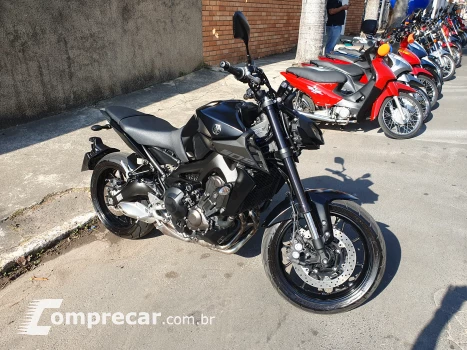 Mt 09 Abs