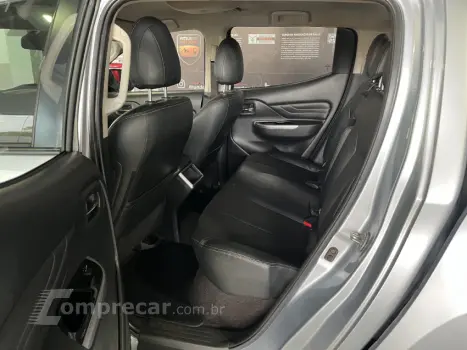 L200 TRITON 2.4 16V Turbo Sport HPE CD 4X4