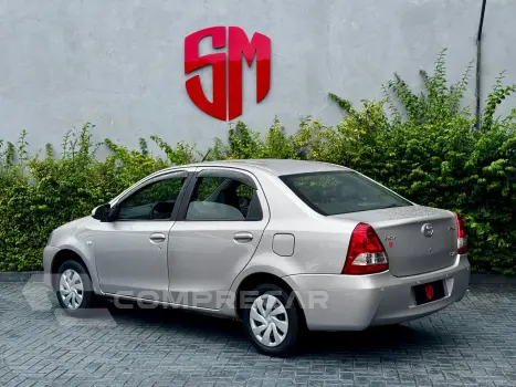 ETIOS 1.5 XS Sedan 16V