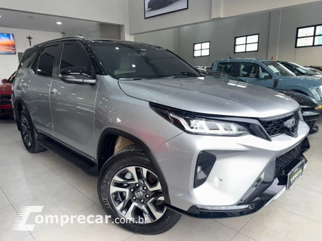 HILUX SW4 2.8 SRX Diamond 4X4 7 Lugares 16V Turbo Intercoole
