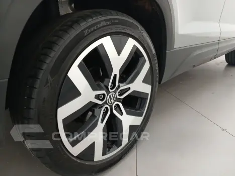 TAOS 1.4 250 TSI TOTAL FLEX HIGHLINE AUTOMÁTICO