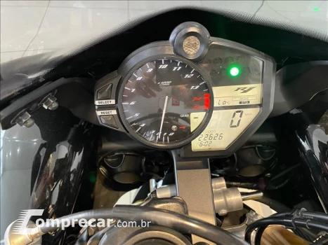 YZF R1