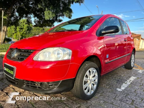 Volkswagen Fox Route 1.0 Mi Total Flex 8V 3p 2 portas