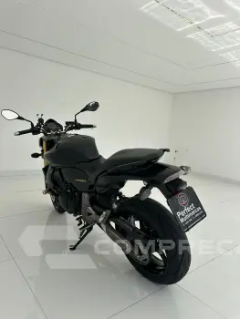 CB 600F HORNET / HONDA