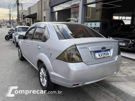 FIESTA 1.6 MPI Sedan 8V