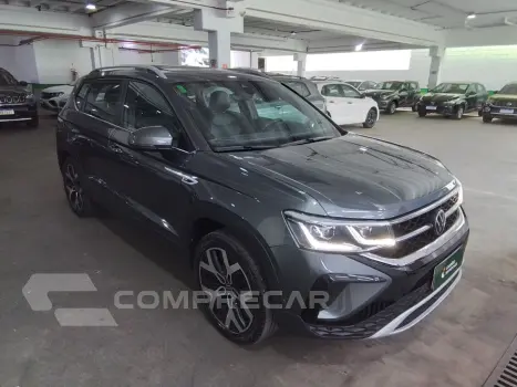 TAOS 1.4 250 TSI TOTAL FLEX HIGHLINE AUTOMÁTICO