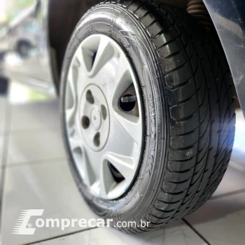 FIESTA 1.0 MPI Hatch 8V