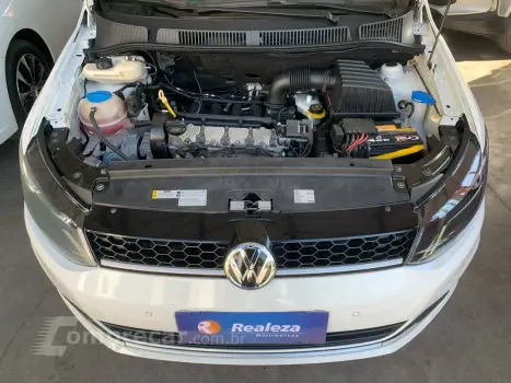 Fox RUN 1.6 Flex 8V 5p