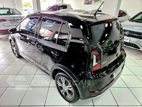 up! cross 1.0 TSI Total Flex 12V 5p