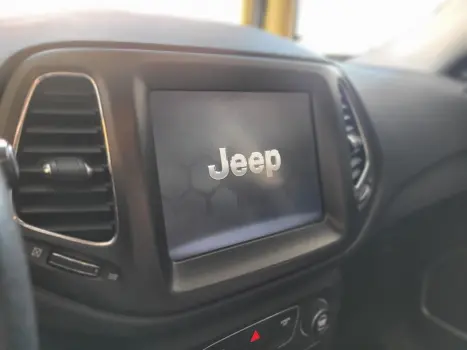 COMPASS LONGITUDE 2.0 4x2 Flex 16V Aut.