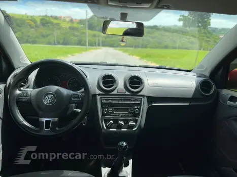 VOYAGE 1.0 MI Comfortline 8V