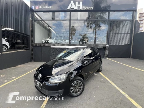 Volkswagen Fox 1.0 Mi Total Flex 8V 5p 4 portas