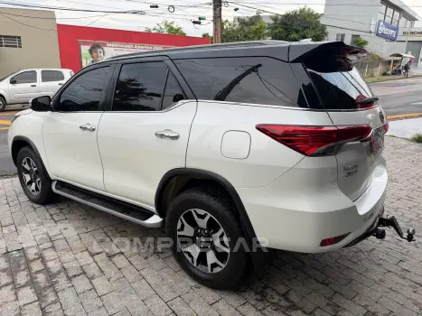 HILUX 2.8 SRX 4X4 CD 16V