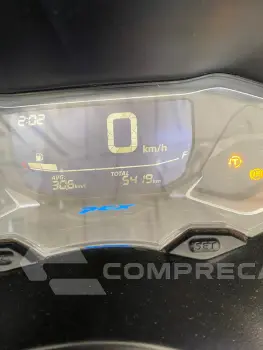 PCX 160 DLX ABS