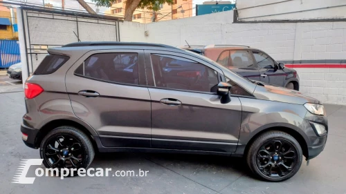EcoSport TITANIUM 1.5 12V Flex 5p Aut.