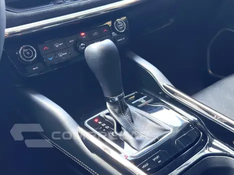 COMMANDER 1.3 T270 TURBO FLEX LIMITED AT6