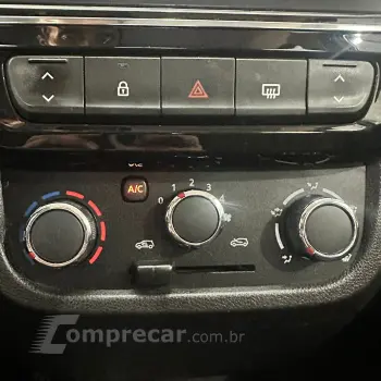 Kwid KWID Intense 1.0 Flex 12V 5p Mec.