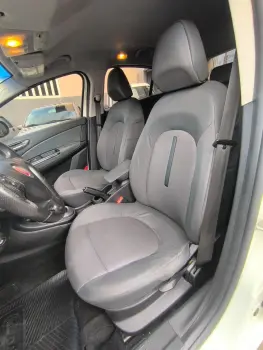 Bravo ESSENCE Dualogic 1.8 Flex 16V 5p