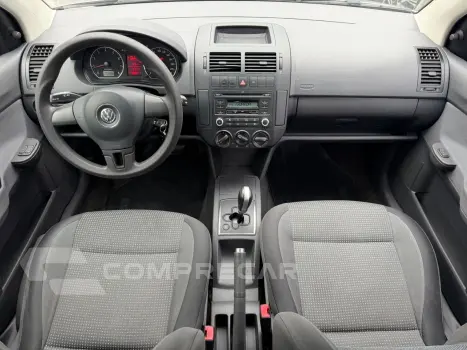Polo Sedan I MOTION  1.6 Total Flex  4p