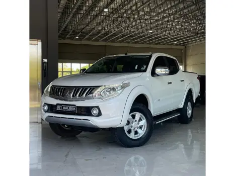 Mitsubishi L200 TRITON 2.4 16V TURBO DIESEL SPORT HPE CD 4P 4X4 AUTOMÁT 4 portas