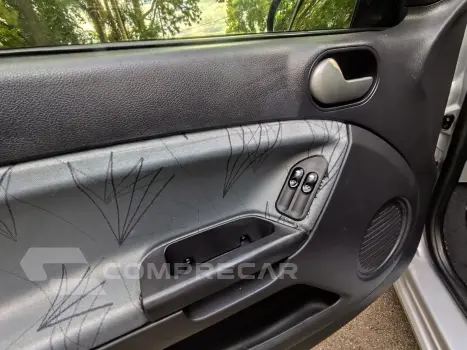 FIESTA 1.0 MPI CLASS HATCH 8V FLEX 4P MANUAL