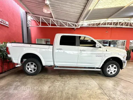 RAM 6.7 2500 LARAMIE 4X4 CD I6 TURBO DIESEL 4P AUTOMÁTICO
