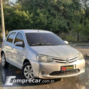 Toyota ETIOS HB X 5 portas